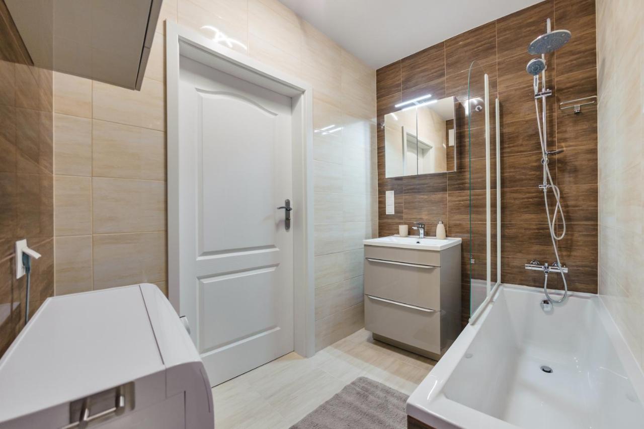 Apartamenty Sun & Snow Front Park Gdańsk Exteriör bild